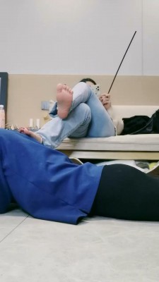 图片[4]_【小羊】训练/耳光抽/裸足踩/转胯_HD绳艺资源