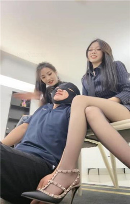 图片[10]_【萱萱S】双S-长靴/高跟黑丝踩贱狗【双视角版】_HD绳艺资源