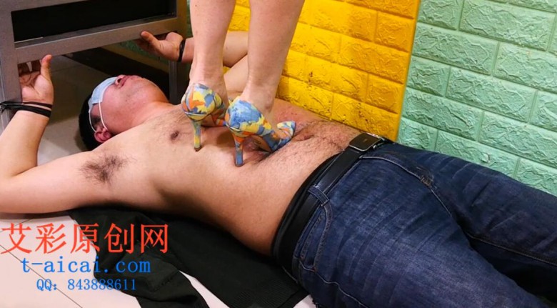 图片[5]_155 高跟踩踏毯子消磨时间 虐乳8DXK5U_HD绳艺资源