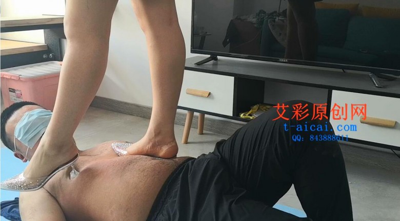 图片[5]_343 多双高跟鞋踩踏毯子LIPY4R_HD绳艺资源