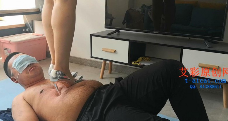 图片[7]_343 多双高跟鞋踩踏毯子LIPY4R_HD绳艺资源