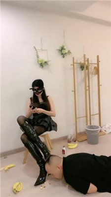 图片[7]_【婉儿】长靴黑丝S-吐口水/踩踏喂食【下】_HD绳艺资源