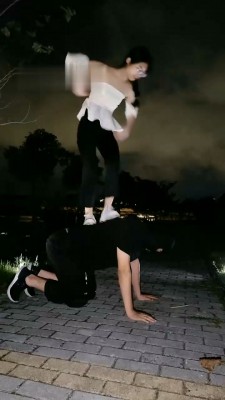 图片[13]_【嘉妮】双S-户外-小白鞋遛狗虐废【三视角版】_HD绳艺资源