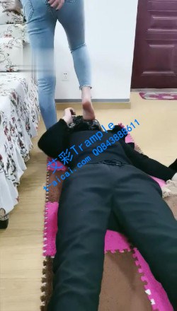 图片[1]_【开发素人】舔大学生的脚_HD绳艺资源