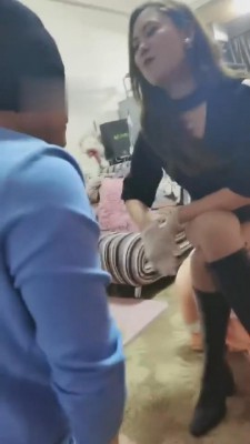 图片[1]_【成都茶茶】羞辱踩踏喂食人体垃圾桶_HD绳艺资源