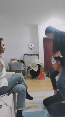 图片[1]_【二宝】带素人S花样耳光专场-袜子塞嘴连抽_HD绳艺资源