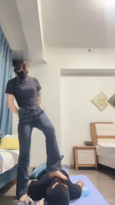 图片[7]_【不期而遇】高跟凉鞋踩狗舌/清理鞋底/抽耳光_HD绳艺资源