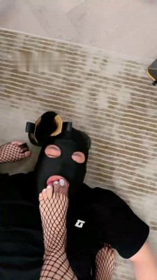 图片[4]_【玥樾】黑靴网袜踩虐训练【下】_HD绳艺资源