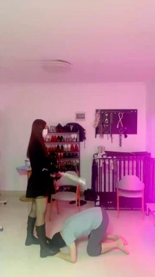 图片[2]_【雯雯】训练羞辱/深喉/全体重踩踏_HD绳艺资源