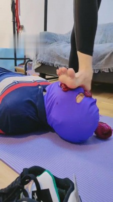 图片[1]_【高难度挑战美学】舔鞋盛宴-脚耳光强迫喂食_HD绳艺资源