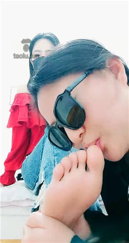 图片[1]_凌夏 开发闺蜜做母狗 现场试试圣水_HD绳艺资源