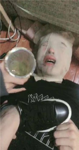 图片[1]_蔓蔓 被要挟的房东（口水圣水脏鞋底）_HD绳艺资源