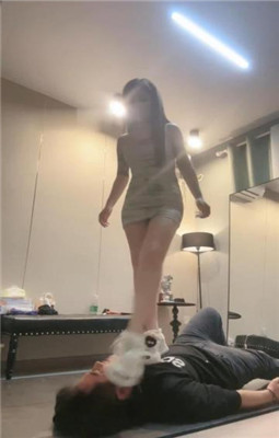 图片[8]_【伊楠】高难度挑战调-惩戒打手心/高跟踩踏/裸足插嘴踩脸_HD绳艺资源