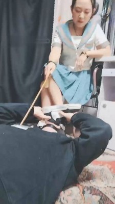 图片[5]_【冰爷】骑马遛狗爬行/虐打踢踹/踩踏/深喉_HD绳艺资源