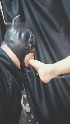 图片[8]_【冰爷】骑马遛狗爬行/虐打踢踹/踩踏/深喉_HD绳艺资源