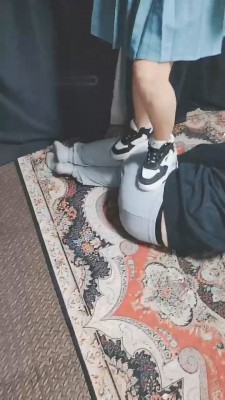 图片[10]_【冰爷】骑马遛狗爬行/虐打踢踹/踩踏/深喉_HD绳艺资源