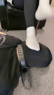 图片[9]_【潘妮绳艺导师】网瘾少年得用臭脚治疗_HD绳艺资源