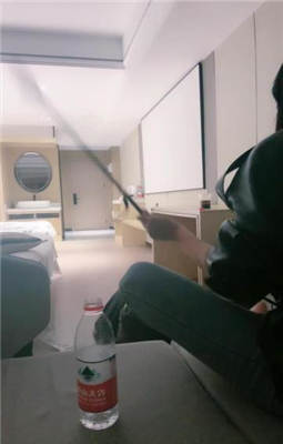 图片[5]_【绝美兔绳艺导师】跪舔裸足/转胯骑马/高跟踩踏_HD绳艺资源