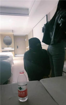 图片[6]_【绝美兔绳艺导师】跪舔裸足/转胯骑马/高跟踩踏_HD绳艺资源