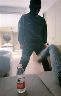 图片[7]_【绝美兔绳艺导师】跪舔裸足/转胯骑马/高跟踩踏_HD绳艺资源