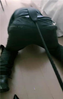 图片[16]_【绝美兔绳艺导师】跪舔裸足/转胯骑马/高跟踩踏_HD绳艺资源