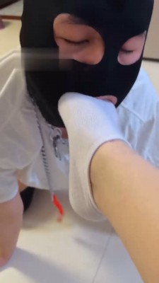 图片[4]_【甜心教主】狗链遛狗/舔脏鞋/闻超脏白棉袜_HD绳艺资源