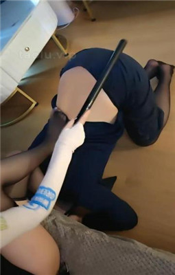 图片[9]_【酒酒S】长腿御姐S-黑丝高跟首调虐【上】_HD绳艺资源