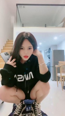 图片[5]_【甜一】高帮帆布鞋踩踏/吃口水/舔脏鞋/裸足插嘴_HD绳艺资源