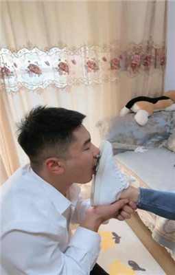 图片[7]_【爵恋霸主】小白鞋-舔脏鞋底/闻原味白袜_HD绳艺资源