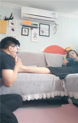 【咩祖】裸足恋足舔/jio喂食_HD绳艺资源