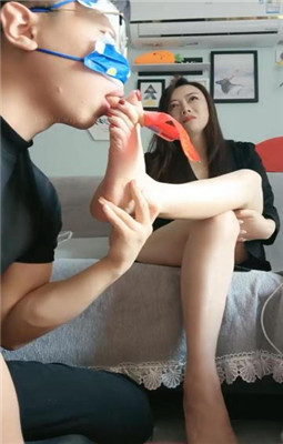 图片[12]_【咩祖】裸足恋足舔/jio喂食_HD绳艺资源