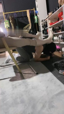 图片[5]_【冰诺】长靴踩脚垫/舔高跟/提档/掐乳_HD绳艺资源