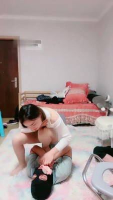 图片[6]_【艾琳】双S-圣水辱/内裤塞嘴/肉丝脚踩/训练/人肉坐垫_HD绳艺资源