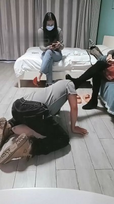 图片[3]_【朱迪绳艺导师】双S-舔脏鞋底/转胯/艺术装置塞嘴/踩踏【双视角版】_HD绳艺资源