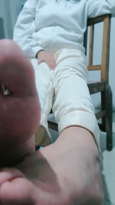 图片[6]_【可可黎黎子】素人学生主-白袜裸足踩脚垫_HD绳艺资源