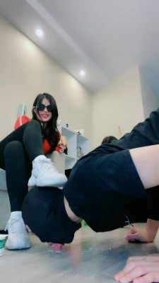 图片[5]_【礼礼大人】双S-坐垫踩踏/脚喂食/鞋底耳光【三视角版】_HD绳艺资源