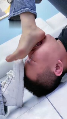 图片[12]_【麋鹿银儿】双S-骑马骑脖/舔脏鞋底/全体重踩_HD绳艺资源