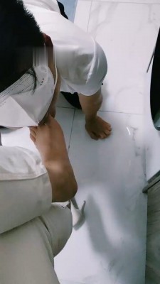 图片[4]_【郡主大大】运动鞋白袜/高跟踩脚垫_HD绳艺资源