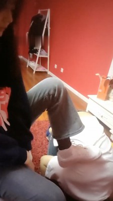 图片[9]_【小琪】学生S小白鞋黑丝闻舔/碾压喂食【完整版】_HD绳艺资源