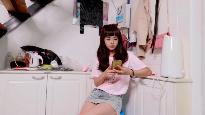 图片[5]_【芊芊】三双鞋踩馒头做狗脸 动态视角_HD绳艺资源