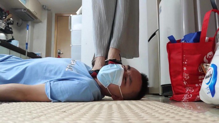 图片[2]_仰视小鱼女神高跟踩贱狗脖子_HD绳艺资源