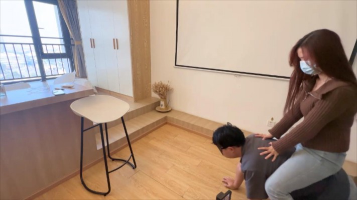 【无双sama】日常清理鞋底，裸足踩踏插嘴_HD绳艺资源