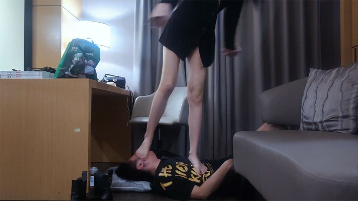 图片[11]_【红颜榜】盛世美颜安诺燕安女女搏斗/安诺露脸脚耳光虐奴（二合一）_HD绳艺资源