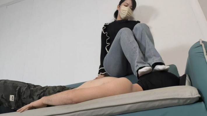 图片[8]_【女神学院·稚主KK】棉袜踩踏踢裆_HD绳艺资源