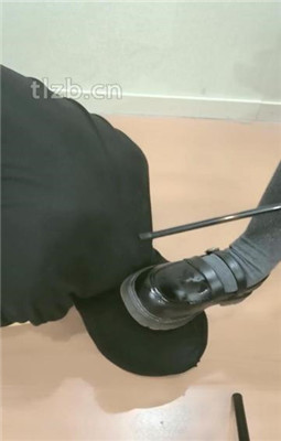 图片[7]_【樊樊】皮鞋及膝棉袜恋足舔/脚插嘴_HD绳艺资源