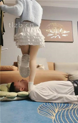 图片[12]_【丫丫啊】踩死恋足狗-只能在脚底下_HD绳艺资源