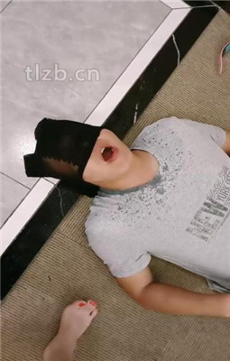 图片[19]_【多多】高跟碾压踩/肉丝脚深喉/耳光_HD绳艺资源