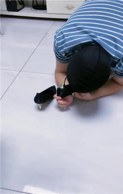 图片[8]_【蜜糖情侣】家奴裸足恋足舔_HD绳艺资源