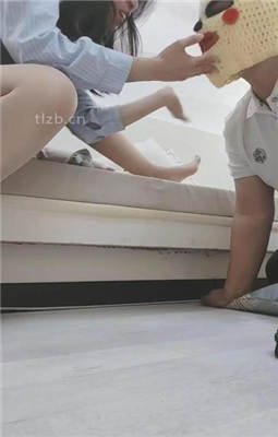 图片[4]_【小奶糖】镜前骑马辱/闻舔皮鞋白袜_HD绳艺资源