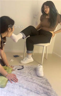 图片[3]_【橘子没熟】开发母畜-反差羞耻-白袜深喉初体验_HD绳艺资源